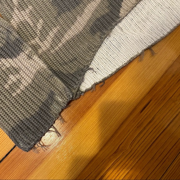 GENERATION LOVE MARGOT CAMO SWEATER XS NWT - Picture 6 of 8